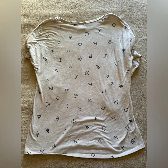 Wrangler White Long Sleeve Shirt with Black Brands Symbols - Picture 3 of 3